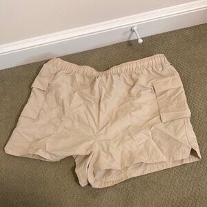 NWT DSG CREAM WOMEN SHORTS